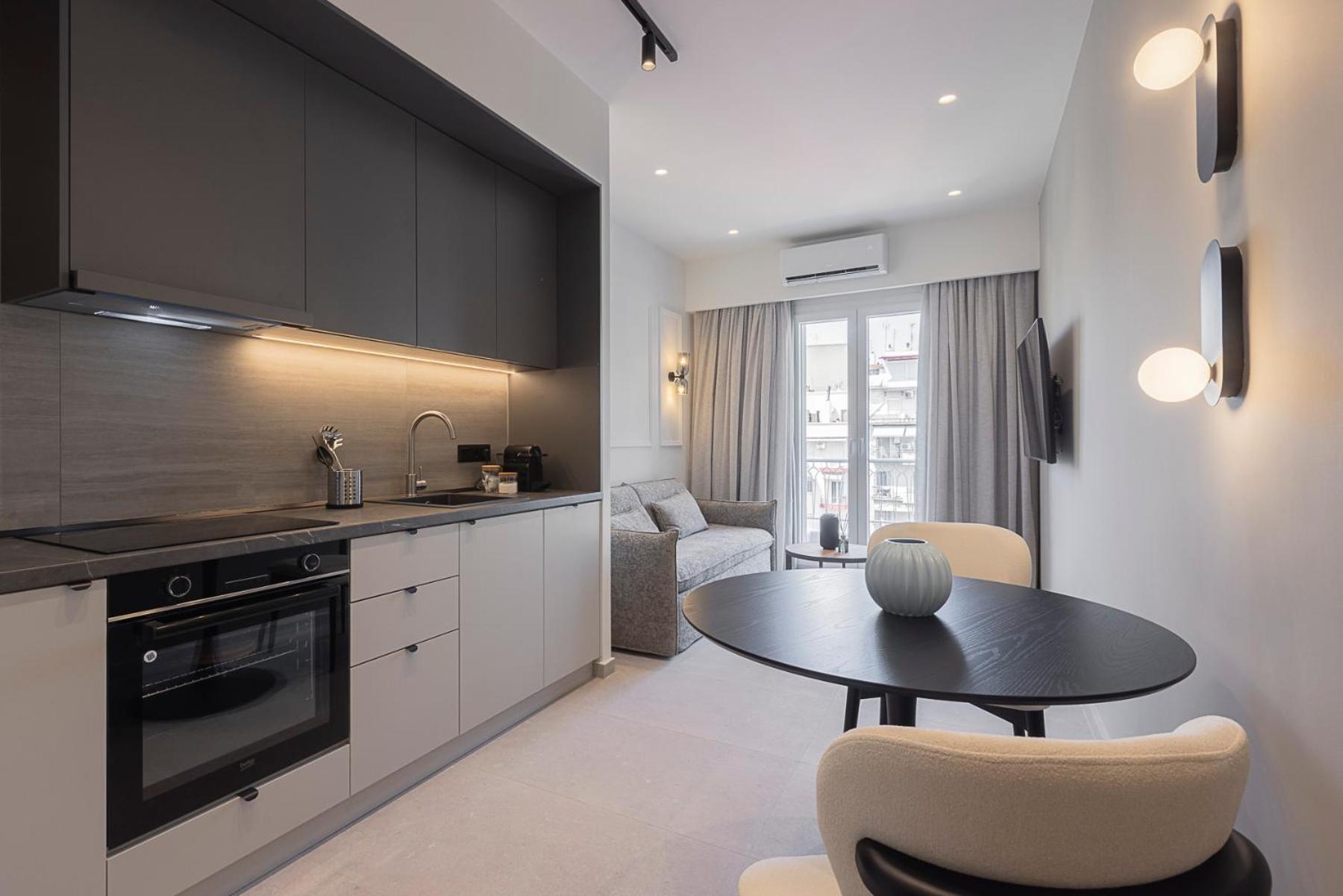 Urban Folks Sokratous Apartment Tesalonika Bagian luar foto